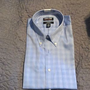 Men’s dress shirt